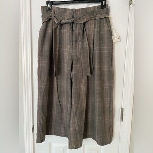 Happy X Nature Gray Plaid Wide Leg Belted Dress Pants Culottes -Kate Hudson 
Nwt